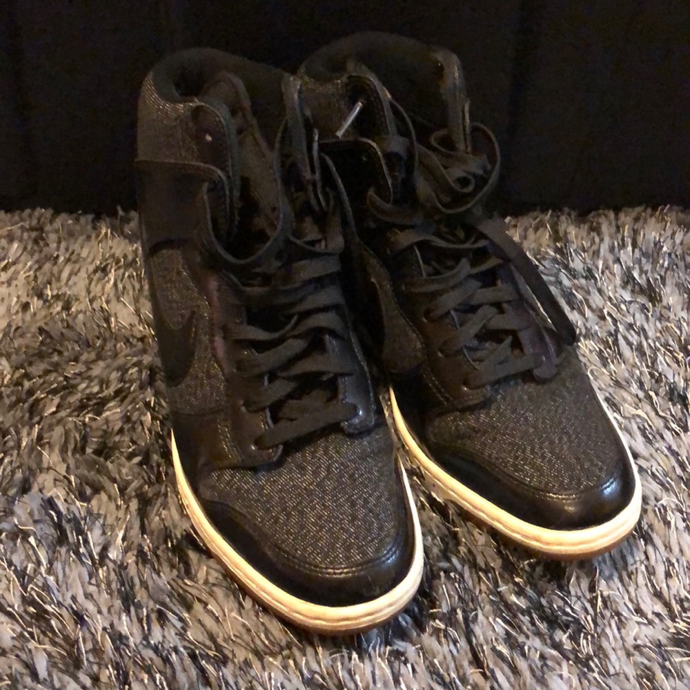 Nike heel sneakers